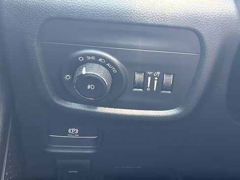 New 2026 Jeep Grand Cherokee L Limited AWD/4WD image 17