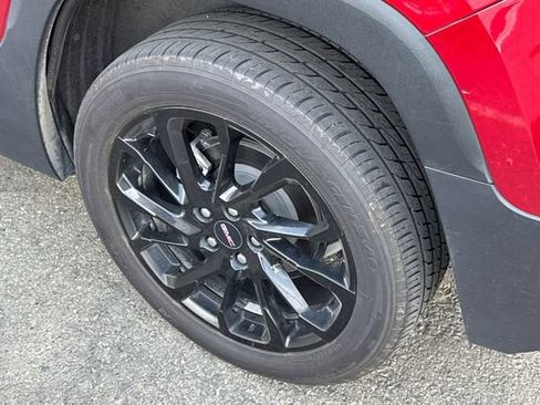 Used 2023 GMC Terrain SLT w/ Elevation Edition AWD/4WD image 3