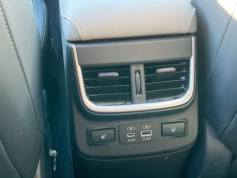 Used 2023 Subaru Outback Limited image 27