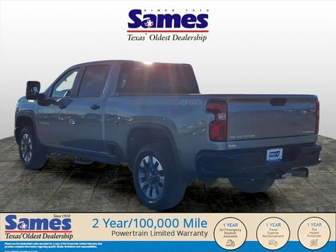 Used 2024 Chevrolet Silverado 2500 Custom w/ Custom Value Package image 7