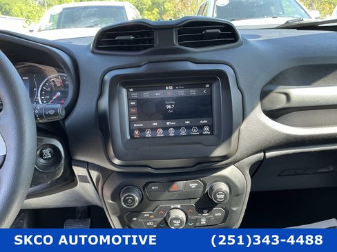 Used 2020 Jeep Renegade Sport image 16