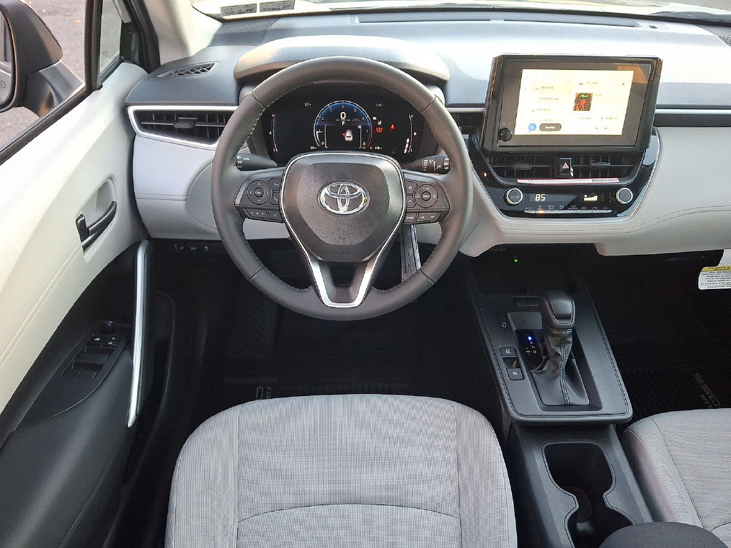 Used 2026 Toyota Corolla Cross LE w/ Moonroof Package AWD/4WD image 26