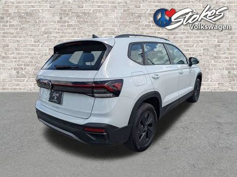 Certified 2025 Volkswagen Taos S FWD image 4