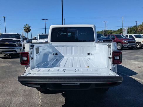 New 2026 Jeep Gladiator Sport AWD/4WD image 13