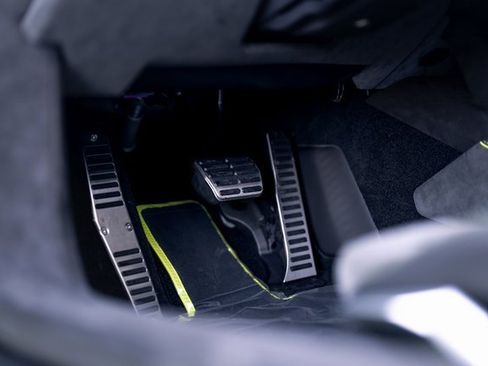 Used 2024 Lamborghini Huracan Sterrato image 39