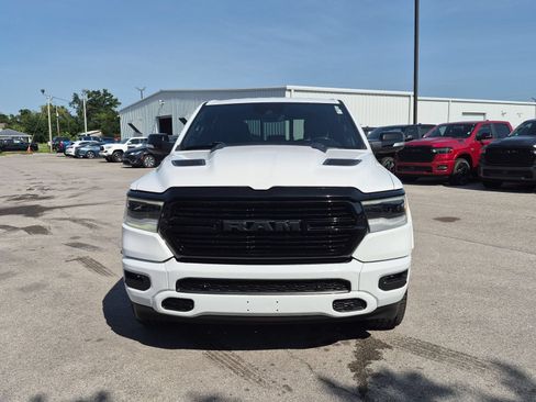 Used 2021 RAM 1500 Laramie AWD/4WD image 2