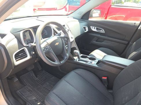 Used 2013 Chevrolet Equinox LS FWD image 9