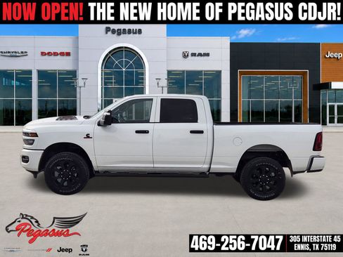 New 2026 RAM 2500 Tradesman AWD/4WD image 3
