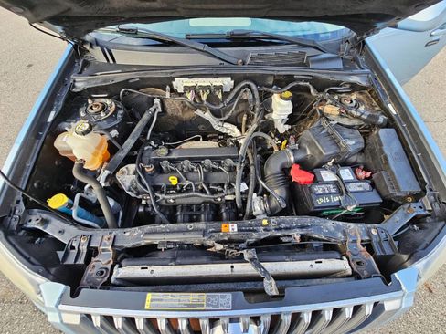 Used 2009 Mercury Mariner Premier image 22