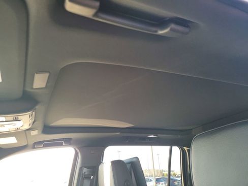 New 2026 GMC Yukon XL Denali w/ Denali Reserve Package image 17