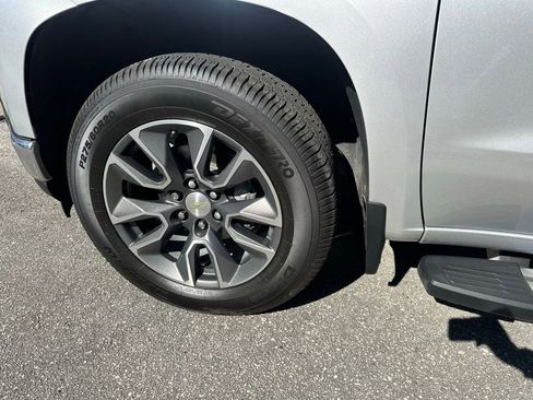 Used 2021 Chevrolet Silverado 1500 LT w/ Z71 Off-Road Package image 9