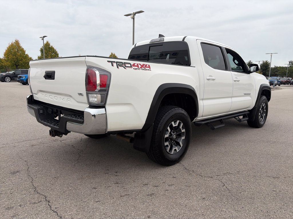 Used 2021 Toyota Tacoma TRD Off-Road AWD/4WD image 9