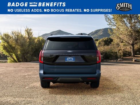 New 2027 Ford Expedition Platinum w/ Stealth Appearance Package AWD/4WD image 8