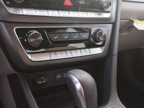 Used 2019 Hyundai Sonata SE FWD image 10