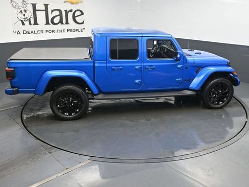 Used 2022 Jeep Gladiator Overland AWD/4WD image 38