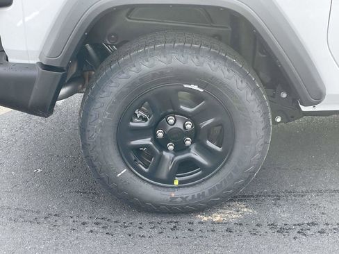 New 2026 Jeep Wrangler Sport AWD/4WD image 30