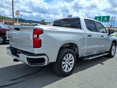 Used 2022 Chevrolet Silverado 1500 Custom image 7