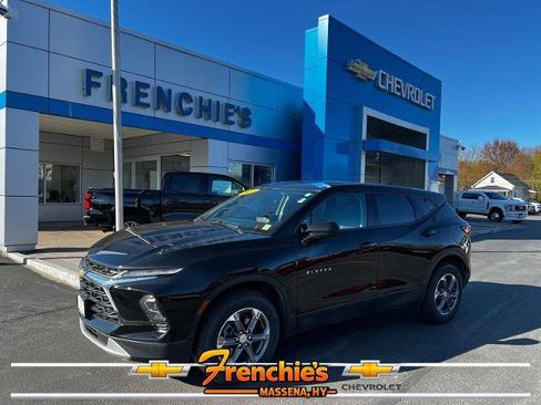 Used 2023 Chevrolet Blazer LT w/ Driver Confidence Package AWD/4WD image 1