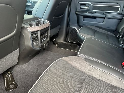 New 2026 RAM 2500 Laramie AWD/4WD image 11