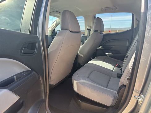 Used 2022 Chevrolet Colorado W/T image 25