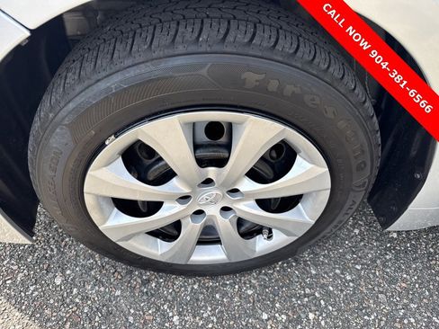 Used 2022 Toyota Corolla LE image 21