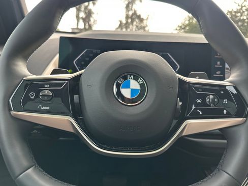 Used 2025 BMW X3 xDrive30i w/ Premium Package image 30