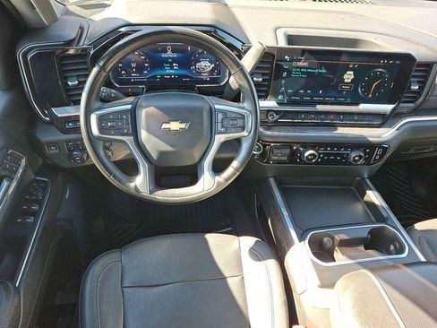 Certified 2024 Chevrolet Silverado 2500 LTZ w/ LTZ Premium Package image 20