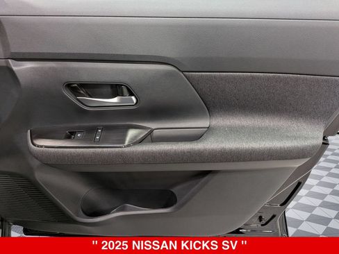 Certified 2025 Nissan Kicks SV w/ SV Premium Package AWD/4WD image 34