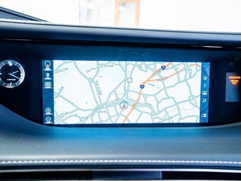 Used 2018 Lexus LS 500 F Sport w/ Accessory Package (Z2) image 48