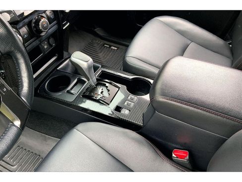 Used 2023 Toyota 4Runner TRD Off-Road Premium AWD/4WD image 16