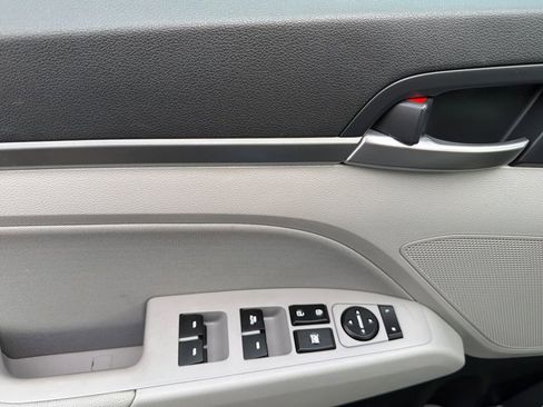 Used 2020 Hyundai Elantra Value Edition w/ Cargo Package (C1) image 8