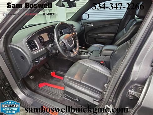 Used 2017 Dodge Charger R/T w/ Premium Group RWD image 10