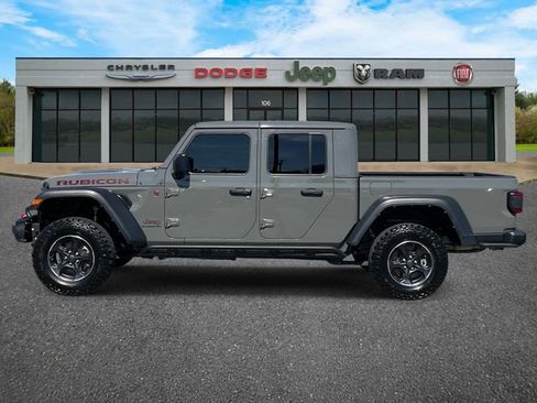Used 2022 Jeep Gladiator Rubicon w/ LED Lighting Group AWD/4WD image 4