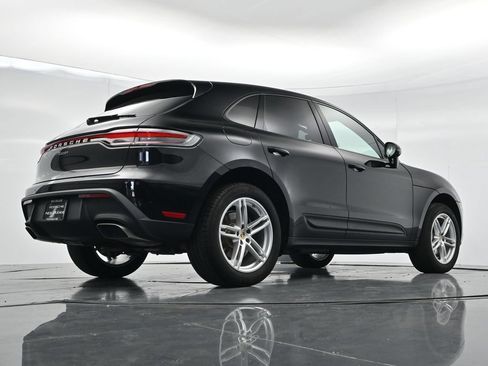 Certified 2026 Porsche Macan AWD/4WD image 26