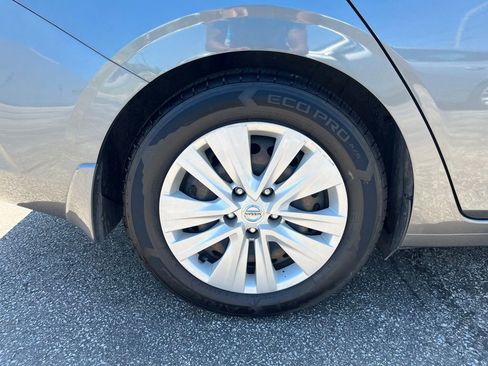 Used 2021 Nissan Sentra S FWD image 30