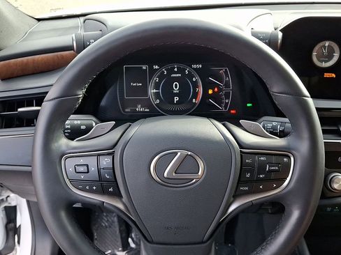 Used 2024 Lexus ES 350 w/ Premium Package image 20