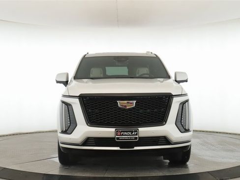 Used 2025 Cadillac Escalade Sport w/ Touring Package image 12