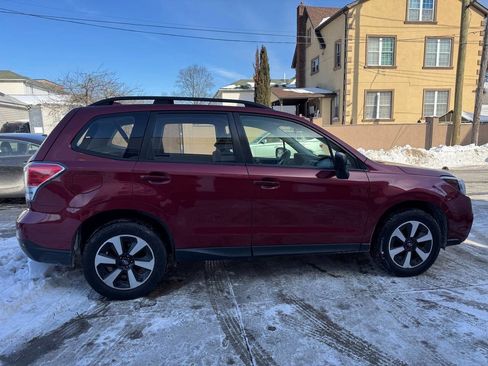 Used 2018 Subaru Forester 2.5i w/ Alloy Wheel Package image 4