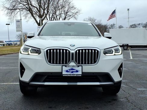 Used 2024 BMW X3 xDrive30i w/ Convenience Package image 2