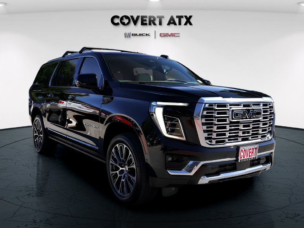 Used 2025 GMC Yukon XL Denali w/ Denali Reserve Package AWD/4WD image 9