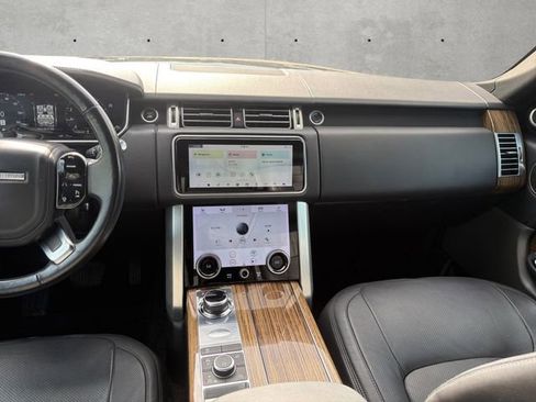 Used 2018 Land Rover Range Rover HSE AWD/4WD image 3