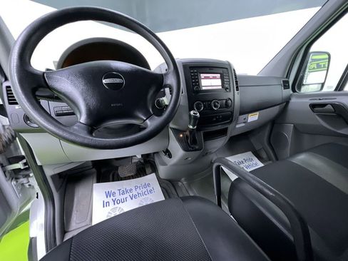 Used 2018 Freightliner Sprinter 2500 image 16