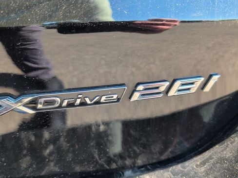 Used 2022 BMW X1 xDrive28i AWD/4WD image 10