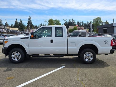 Used 2012 Ford F250 XL w/ PWR Equipment Group AWD/4WD image 4