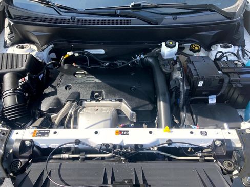 Used 2018 GMC Terrain SLE FWD image 17