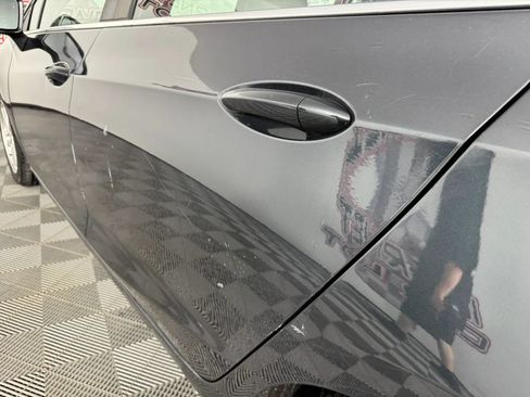 Used 2017 Chevrolet Cruze LT FWD image 23