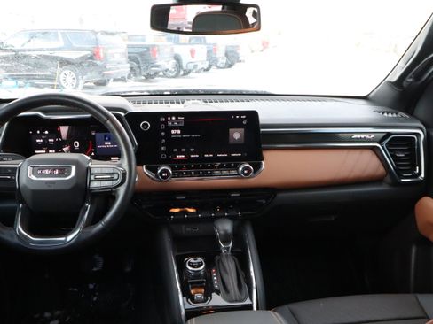 Certified 2024 GMC Canyon AT4 w/ AT4 Premium Package image 11