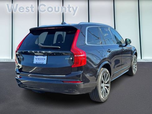 Used 2023 Volvo XC90 B6 Core w/ Protection Package Premier image 4