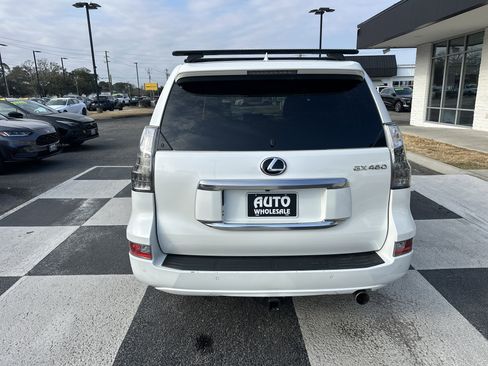 Used 2022 Lexus GX 460 Premium image 4
