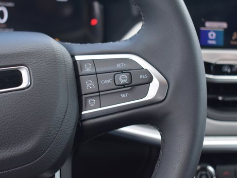 Used 2025 Jeep Compass Limited w/ Elite Group image 14